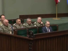 Kamery nagrały zachowanie generałów w Sejmie. Było widać powagę sytuacji