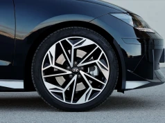 Sedan Hyundaia 60 000 zł taniej. Odechce wam się Chińczyków