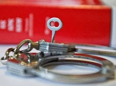 34-latek z obrażeniami zagrażającymi życiu. Policjanci zatrzymali podejrzanego