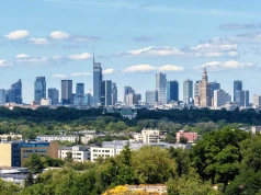 Niemców ciągnie do Polski. Emigracja największa od pandemii. "Niesamowita atmosfera" i "punktualne pociągi"
