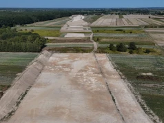 335 km przez sady, pola i źródła wody. Protest przeciwko nowej drodze ekspresowej