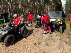 Ratownicy WOPR szkolili się z obsługi specjalistycznego sprzętu. Warsztaty w terenie i na wodzie