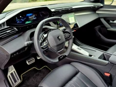 Stellantis zgłosił patent na elektryka z turbiną gazową. Co ma napędzać?