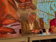 Jacek Skrzydlewski o „Wyprawie na Ziemię” i innych komiksach. Nagranie z MFKiG 2026