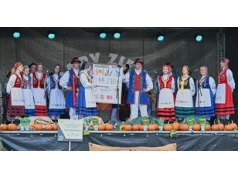 Gdynia: Lato pożegnali lokalnie, ekologicznie i do syta: Zakończyły się 33. już Dary Ziemi