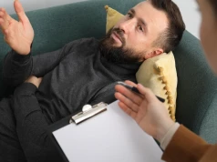 W tych sytuacjach psychiatra da zwolnienie z pracy. Prawo mówi jasno
