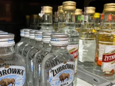 Zakaz sprzedaży alkoholu od 22 do 6 rano. Czekałem, aż lobby wykona swój ruch