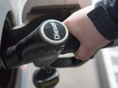 Rekordowo drogi diesel zostanie z nami na długo. Eksperci nie mają złudzeń