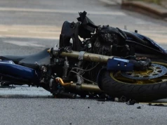 Wypadek przy węźle na autostradzie A4. Zginął 54-letni motocyklista
