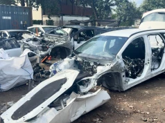 Kradli i legalizowali Toyoty. Policjanci zlikwidowali ,,dziuple samochodowe” i odzyskali 25 pojazdów