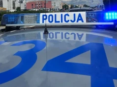 Chciał przeparkować auto w centrum Ciechanowa, był pijany. Zatrzymała go policja i straż miejska