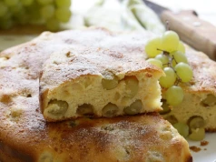 Focaccia na słodko z jesiennymi owocami. Zniknie, zanim zdąży ostygnąć