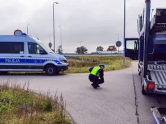 Niebezpieczne przewozy pod lupą policjantów i inspektorów. Ujawniono 2 wykroczenia