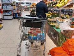 Najbardziej podrożała w sklepach chemia gospodarcza, a staniały tłuszcze