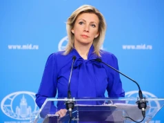 Sikorski ujawnił, co ma w plecaku ewakuacyjnym. Zacharowa sugeruje, co powinien dopakować