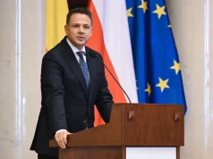 Trzaskowski powinien zniknąć z polityki? Zaskakujące wyniki sondażu