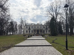 Piec dymarski zapłonie przed Pałacem Wielopolskich w Częstocicach
