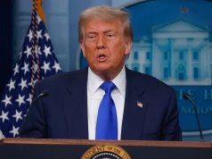 Sąd federalny: Administracja Trumpa musi przywrócić akredytacje dla mediów
