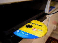 Sony wycofa się z decyzji o końcu gier na płytach? Gigant rozsyła ankiety