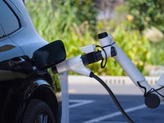Geely Smart Charge, czyli energia uzupełniona do 70% w 4,5 minuty!