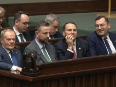 Czerwona kartka dla rządu Tuska. Tak w najnowszym sondażu ocenili go Polacy