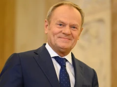 Tusk pojawił się pod Belwederem. Zwrócił się do Nawrockiego