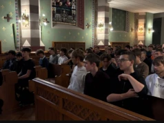 132 młodych mężczyzn rozpoczęło naukę w Szkole Ceremoniarza Parafialnego