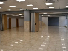 Starostwo Powiatowe w Krośnie po przebudowie. Nowa sala konferencyjna i biura