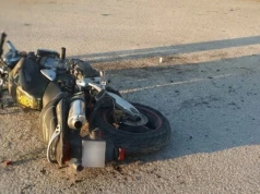 Wypadek w Dębinach. 51-letni motocyklista w ciężkim stanie trafił do szpitala