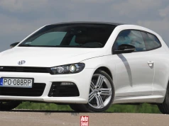 VW Scirocco wciąż zachwyca. To piękne i tanie auto z trudną mechaniką