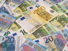 Za samochód zapłacisz gotówką, ale tylko do pewnej kwoty. Od lipca 2027 granica będzie taka sama w całej Unii
