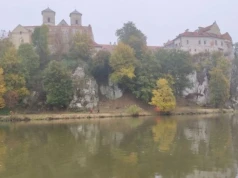 Tysiącletnie opactwo miejscem niezwykłego eksperymentu