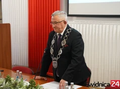 Były burmistrz Strzegomia z posadą w Dobromierzu