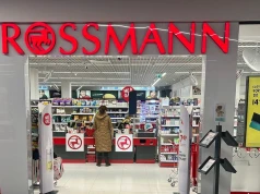 Szalone promocje w Rossmannie. Akcje 1+1, przeceny nawet do 50%, a te produkty jak za darmo