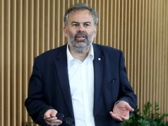 Polacy bez dopłat do emerytur. Alarmuje ws. projektu