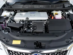 Ta hybryda przejechała 1,6 mln km w 10 lat. Silnik wytrzymał, licznik już nie