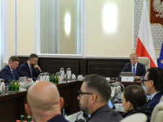 70 gr zamiast 50 gr za litr. Rząd podjął decyzję w sprawie opłaty cukrowej