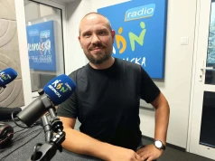 Dobrze słyszący żyją dłużej. Specjalista radzi jak zadbać o słuch i kiedy konieczny jest aparat