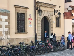 Pod magistratem podpisywano manifest przeciw przemocy wobec dzieci