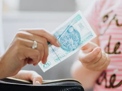 ZUS wstrzymał 800 plus rodzinie z Ukrainy. Po interwencji przyznał wypłatę i przeprosił