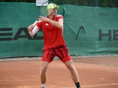 Trzech Polaków zagrało w jednym meczu. Awansował jeden z nich