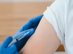 Lekarze PPOZ przypominają o szczepieniach. Te grupy mogą skorzystać bezpłatnie