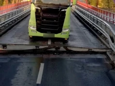 Most wygiął się pod 100-tonowym „gabarytem”, choć trasa była zgodna z zezwoleniem