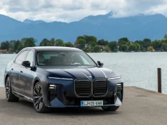 Nowe BMW serii 7 to problem dla Mercedesa. Najlepszym wyborem może być elektryk