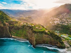 Najpiękniejsza wyspa na Atlantyku? 💚😍 Loty na Maderę od 480 PLN 😱✈️