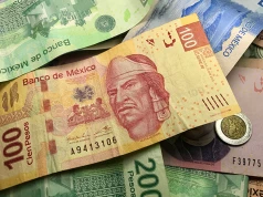 Peso meksykańskie najsłabszą walutą świata. Inwestorzy carry trade uciekają z Meksyku