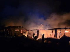 Pożar budynku gospodarczego w Lipnicy Dolnej. W środku około 40 sztuk bydła
