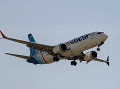 Pilot flydubai często się modlił i unikał podawania ręki kobietom. "Religijny ekstremista"