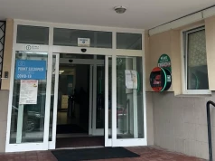 Politycy KO w Piasecznie omijali kolejki do lekarzy. NFZ nakłada karę na przychodnię