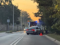 Czołówka na ul. Prusa. Zderzyły się dwa samochody osobowe
